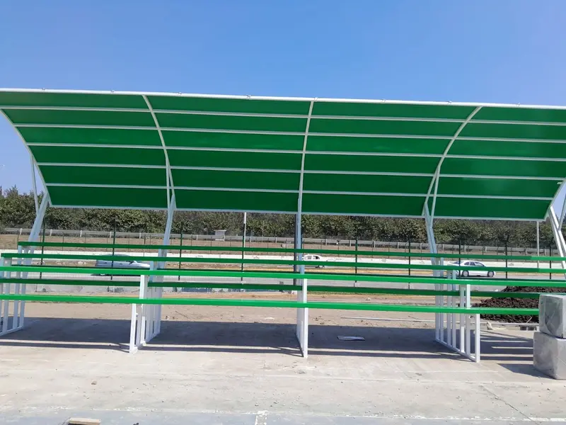 Grada 75 personas con techo curvo lona - Slider 6